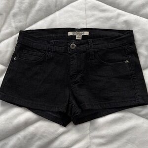 New F21 dark shorts